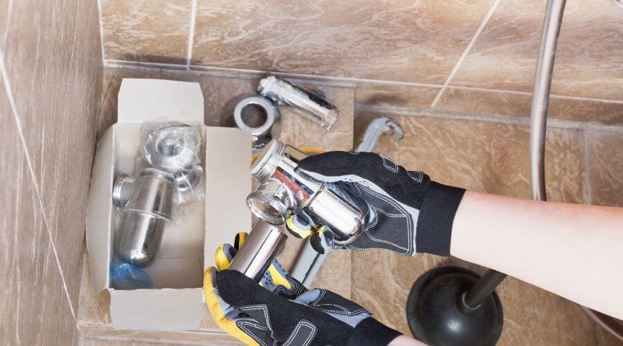 Professional gutter cleaning in Harcourt, IA